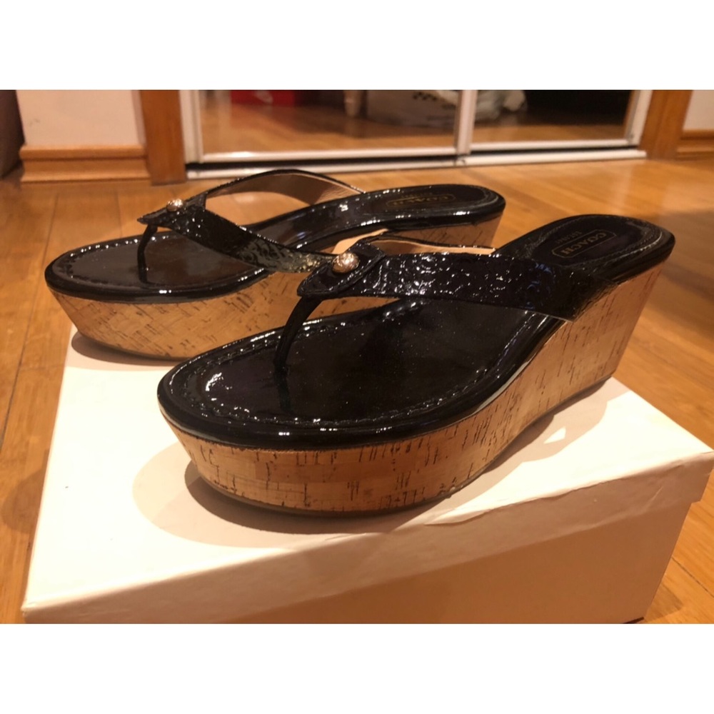 ✨Coach Jorgina Patent Wedge Sandals✨